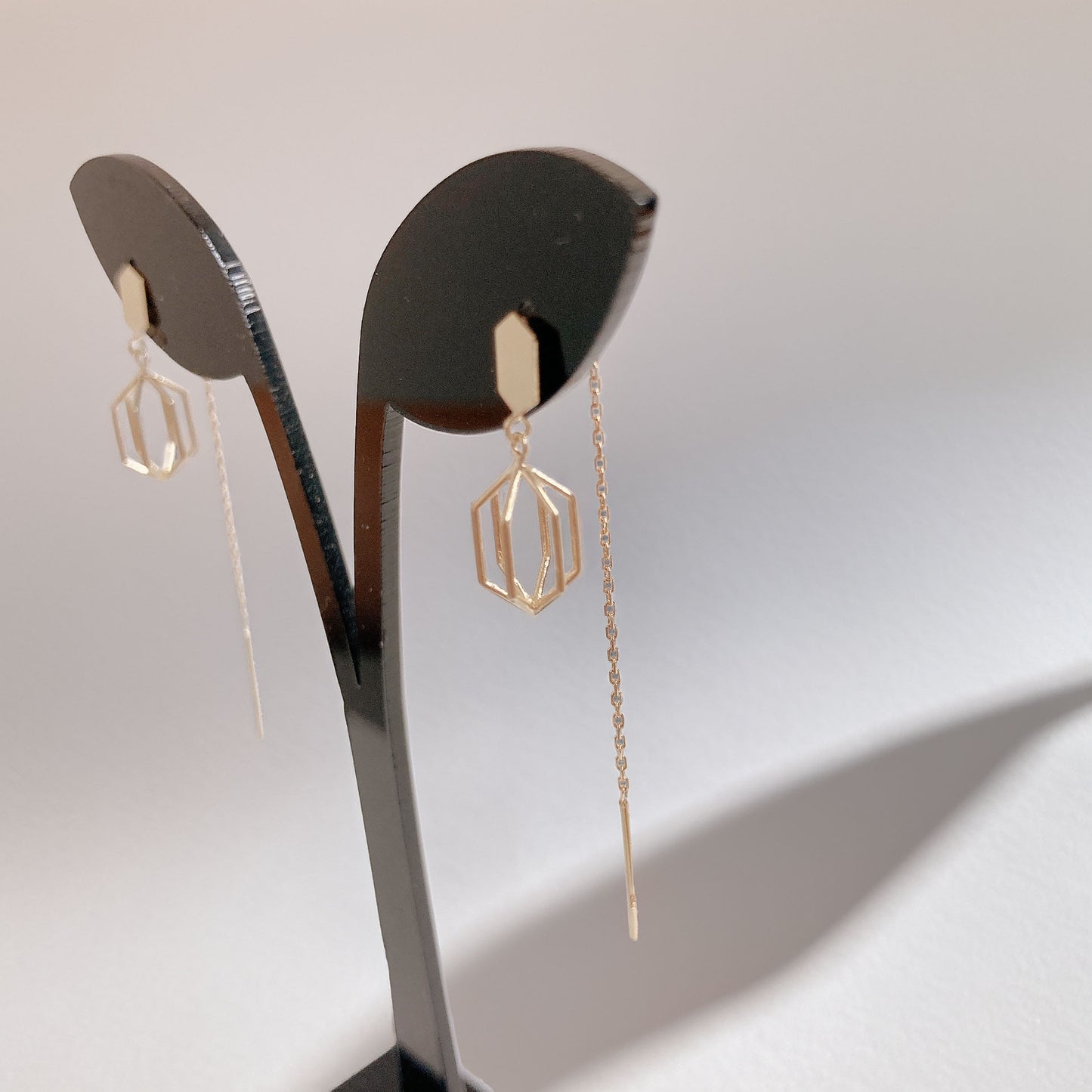 10K Yellow Gold Hana And Ruri 3D Hexagonal Wire motif pierced earrings