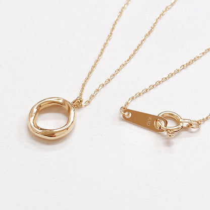 10K Yellow Gold Curved Circle pendant necklace 16 inch